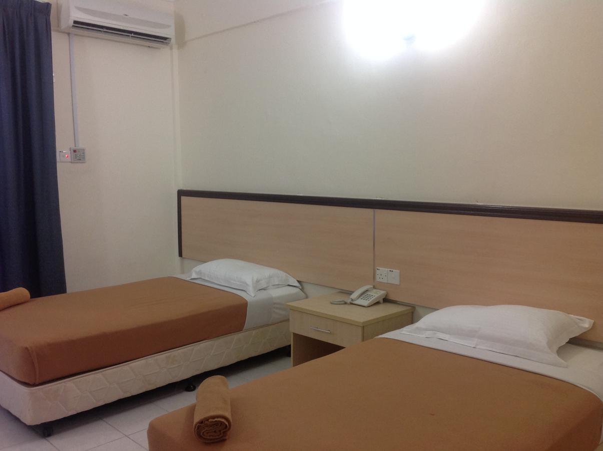 Tanjung Demong Beach Resort Kampung Kuala Besut Ngoại thất bức ảnh