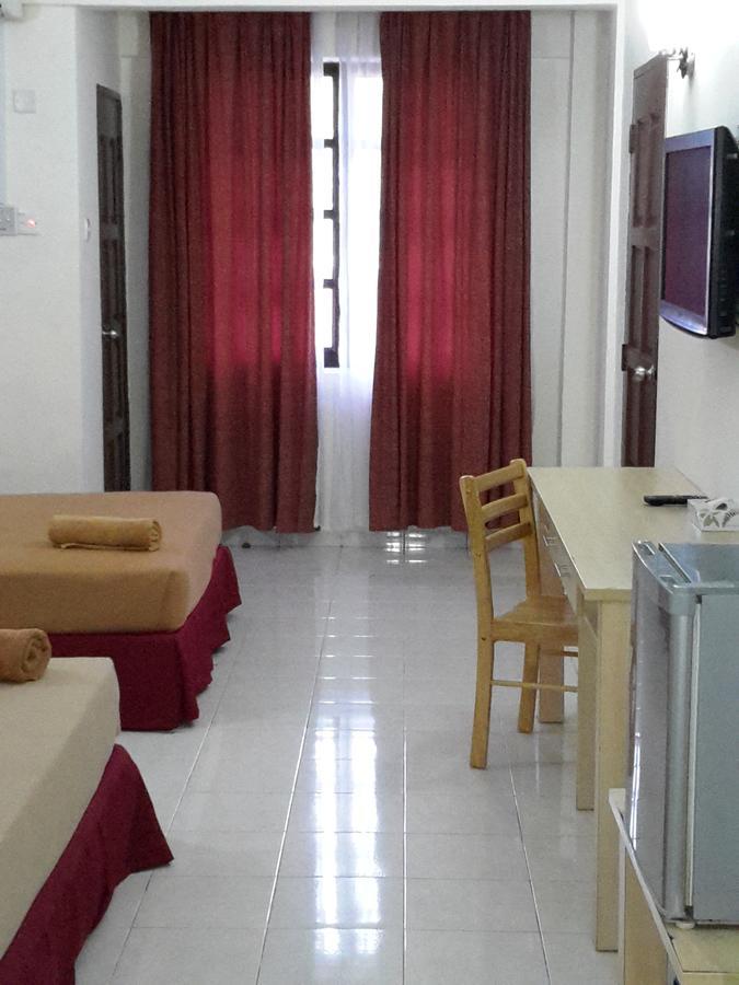 Tanjung Demong Beach Resort Kampung Kuala Besut Ngoại thất bức ảnh