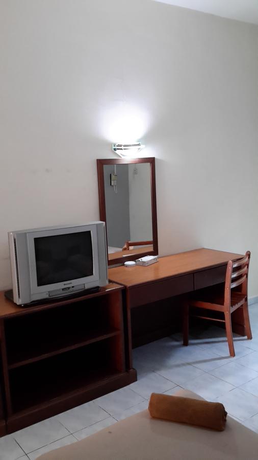Tanjung Demong Beach Resort Kampung Kuala Besut Ngoại thất bức ảnh