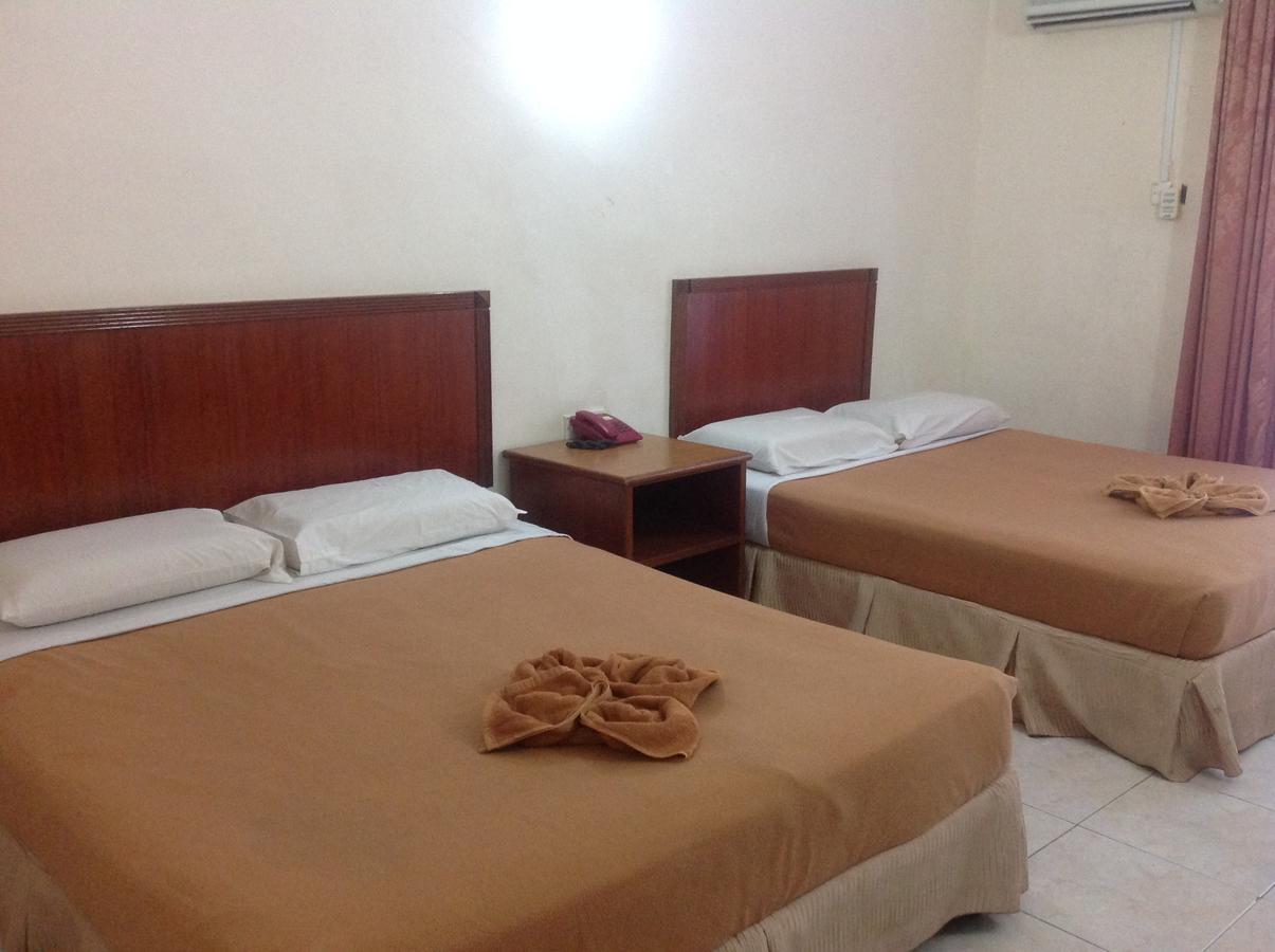 Tanjung Demong Beach Resort Kampung Kuala Besut Ngoại thất bức ảnh