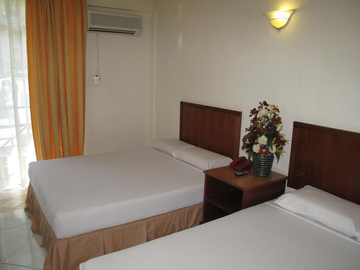 Tanjung Demong Beach Resort Kampung Kuala Besut Ngoại thất bức ảnh