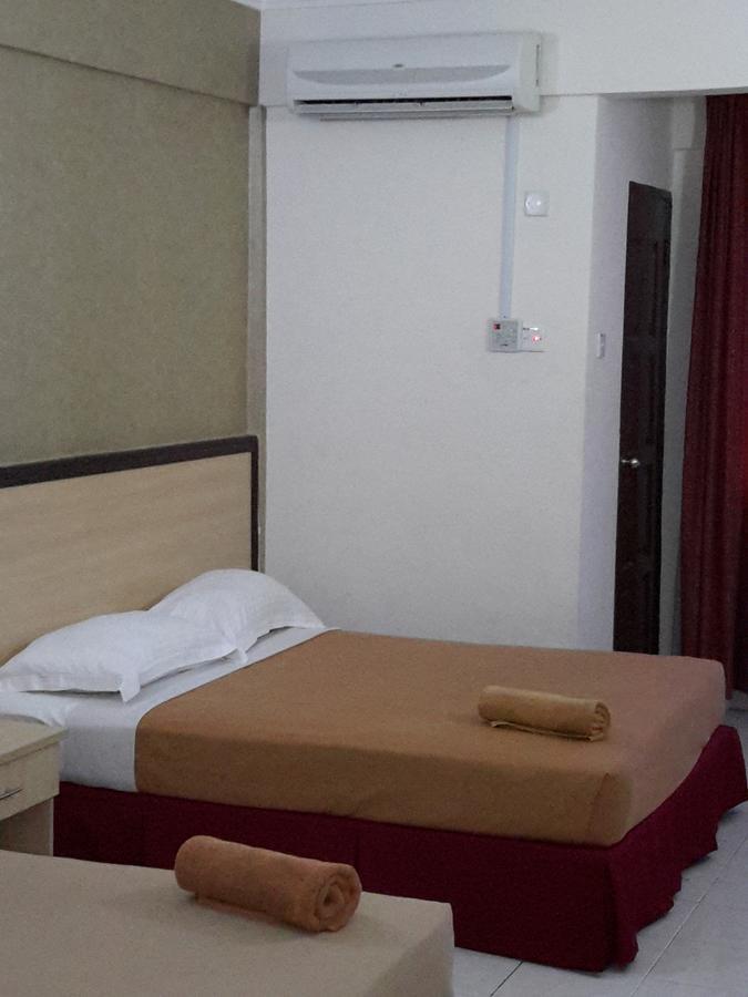 Tanjung Demong Beach Resort Kampung Kuala Besut Ngoại thất bức ảnh